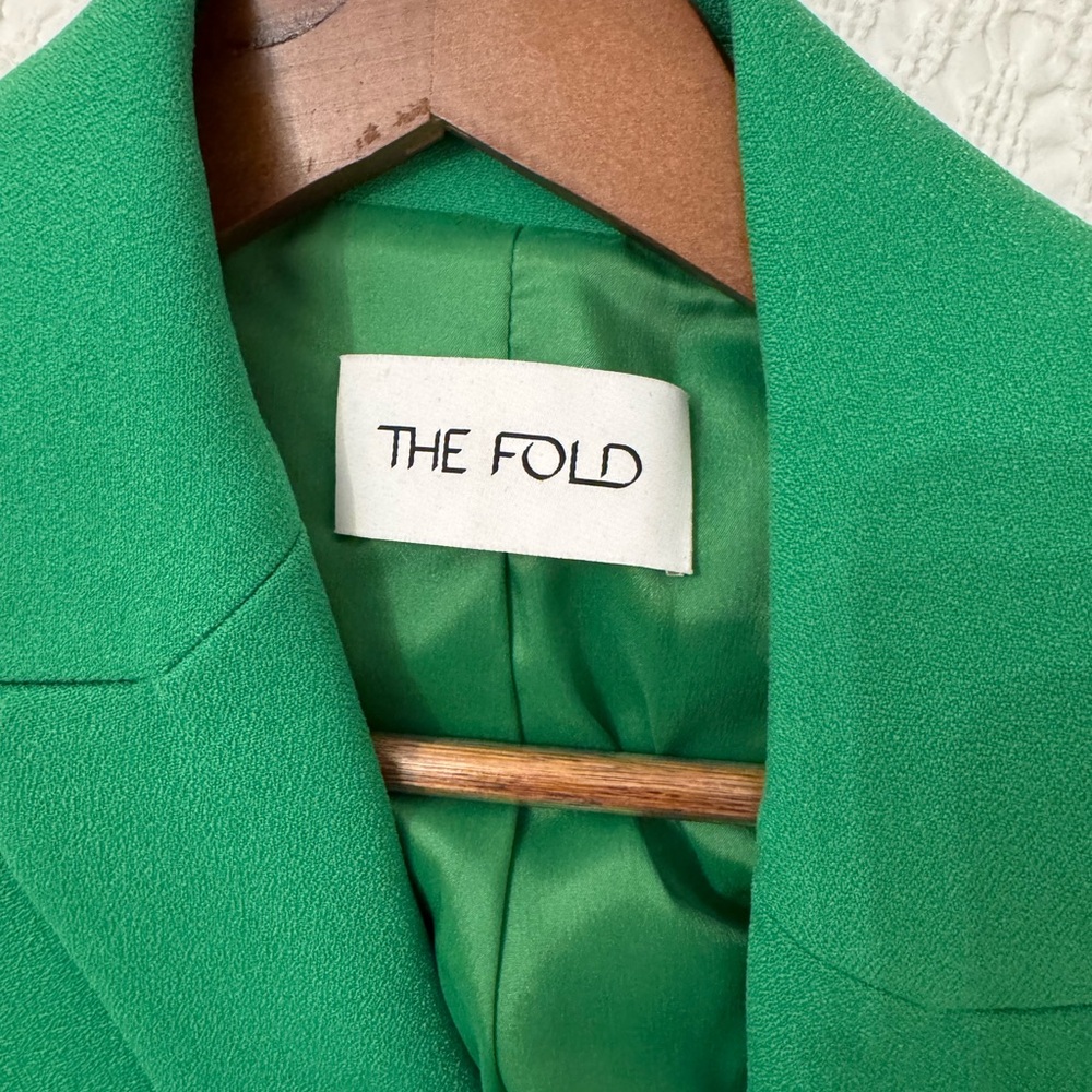 The Fold London Women's Green Blazer and Pants Set - Picture 9 of 16
